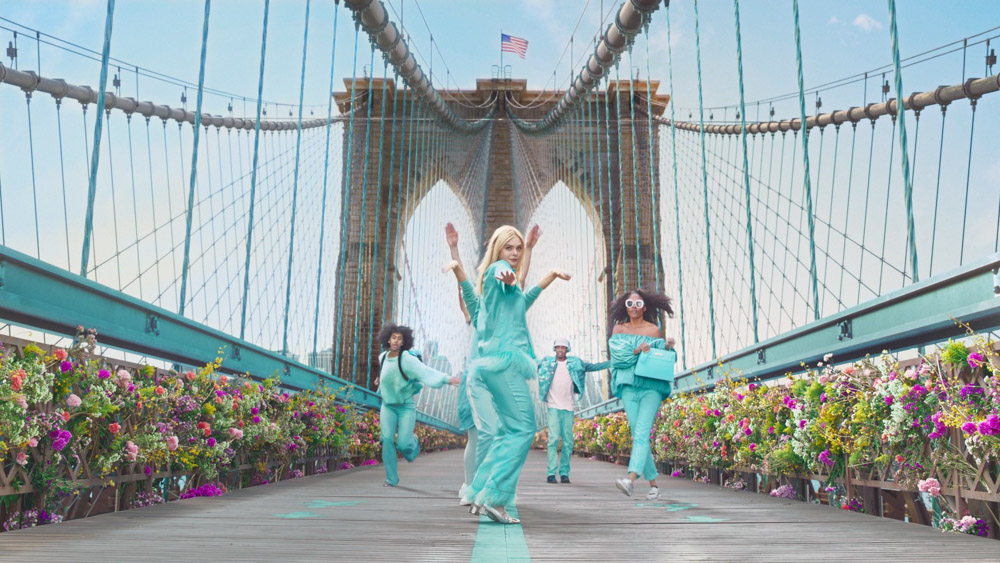 spot “Believe in Dreams” con Ella Fanning,